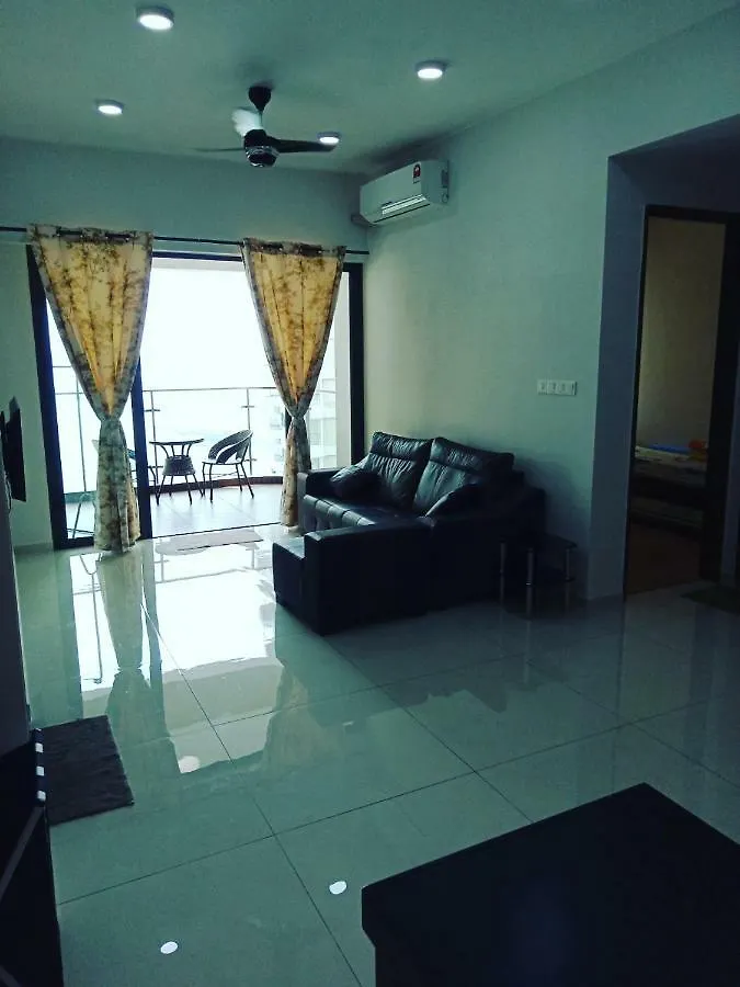 Young Big Pool @ Country Garden Danga Bay Apartment Johor Bahru