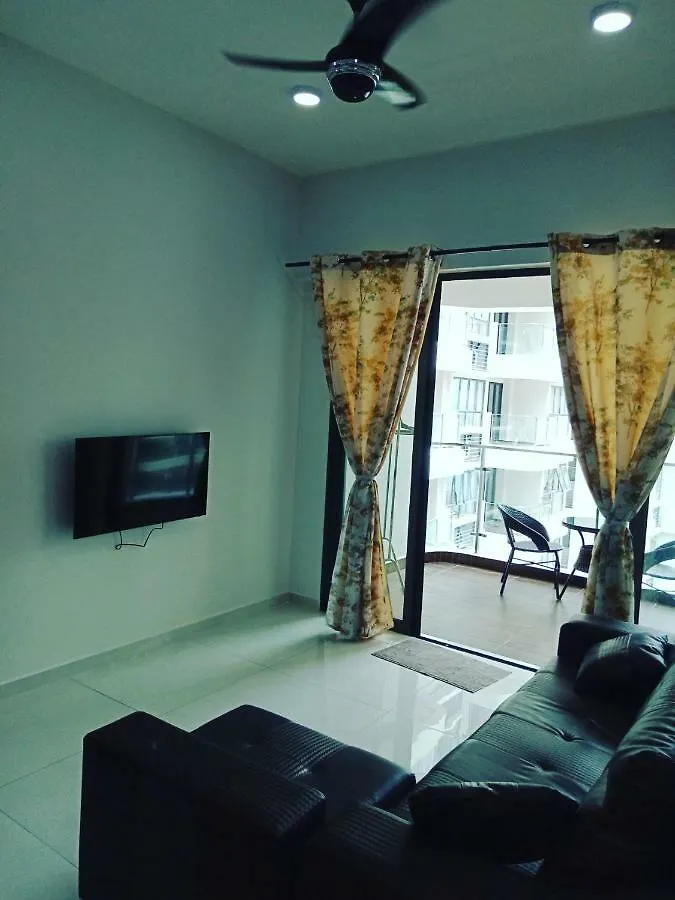 Young Big Pool @ Country Garden Danga Bay Apartment Johor Bahru